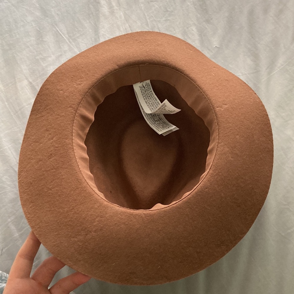 Wool Hat - Picture 3 of 4